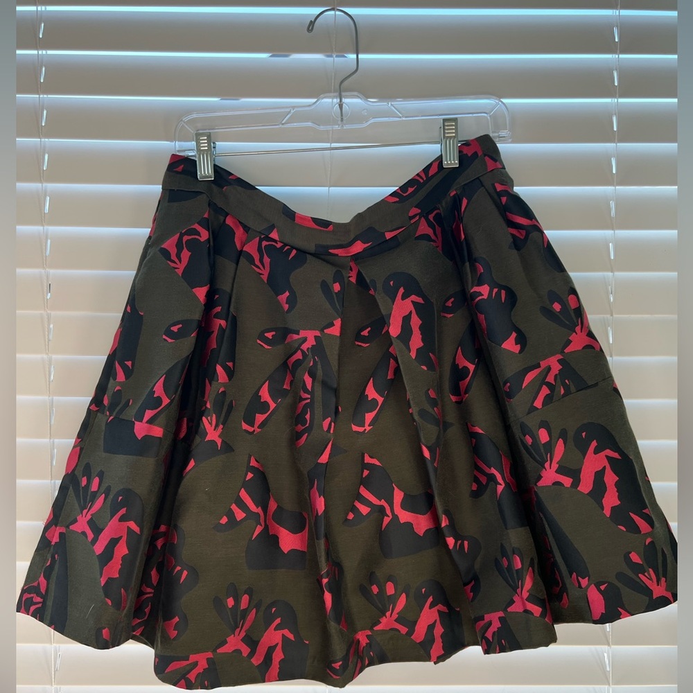 Banana Republic Skirt, 12, Dark Green w/ Pink & Black Print